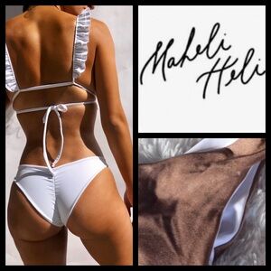 NWT Maheli Heli Reversible Scrunch Back Bottoms